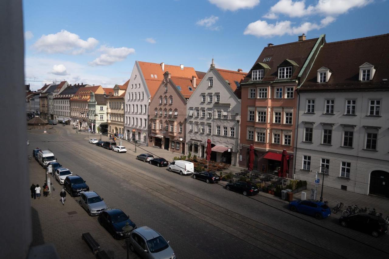 Maximilianstrasse * Augsburg